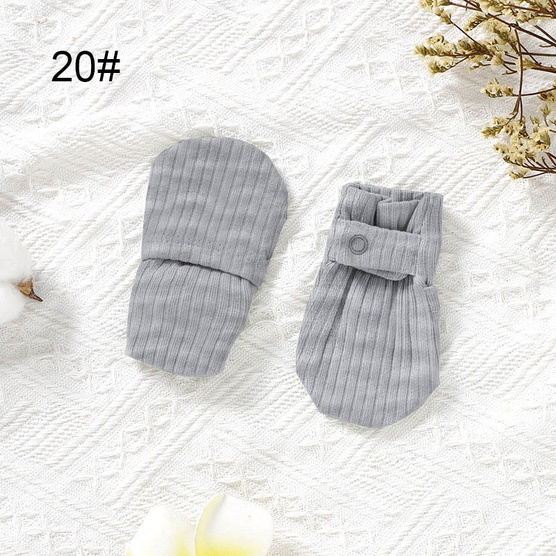Organic Cotton Ribbed Baby Mittens – Ultra Soft No-Scratch Newborn Gloves for Sensitive Skin | SoftEarthBaby